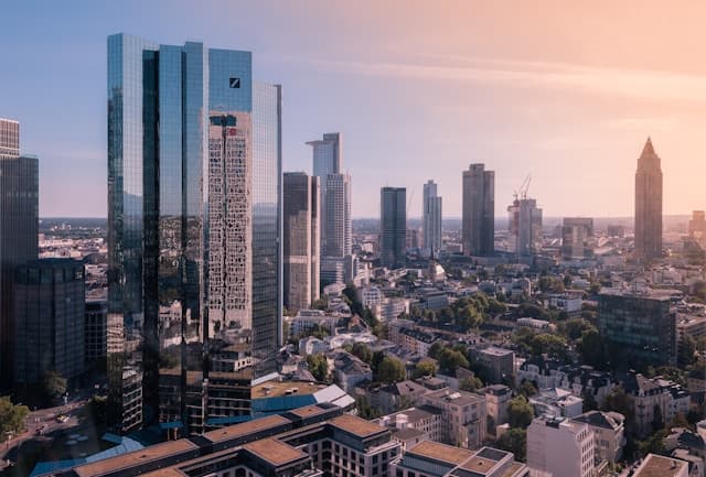 Frankfurt Airport Transfers (FRA) image 1